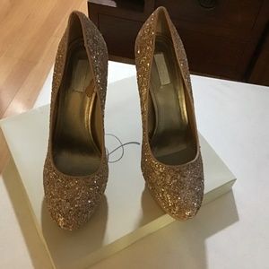 Gold Rachel Roy Keenan platform heels